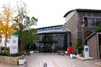 小野市中央図書館
