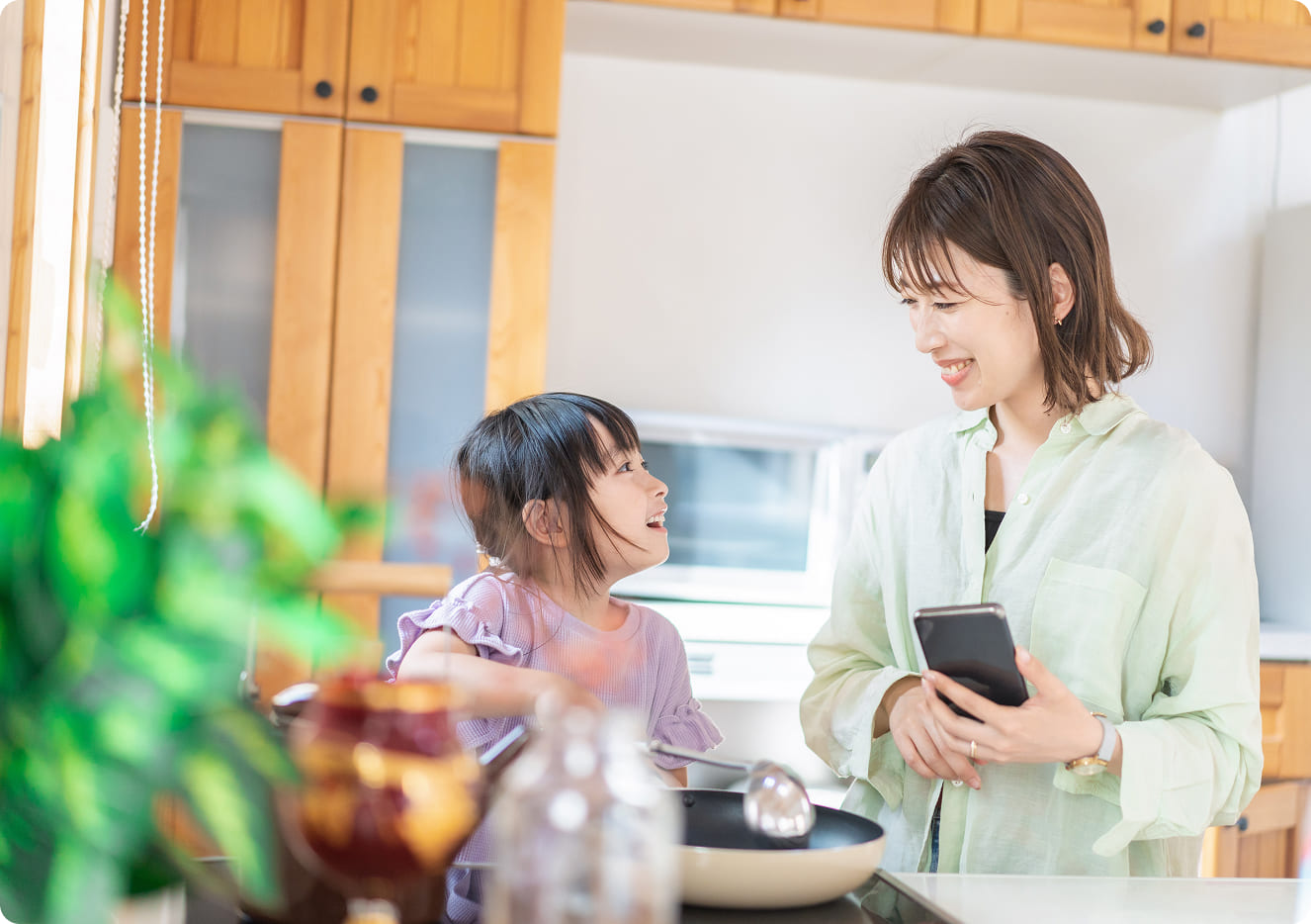素敵なデザインと、
ずっと安心できる確かな品質が、
 暮らしに、ゆとりと彩りをプラス。
